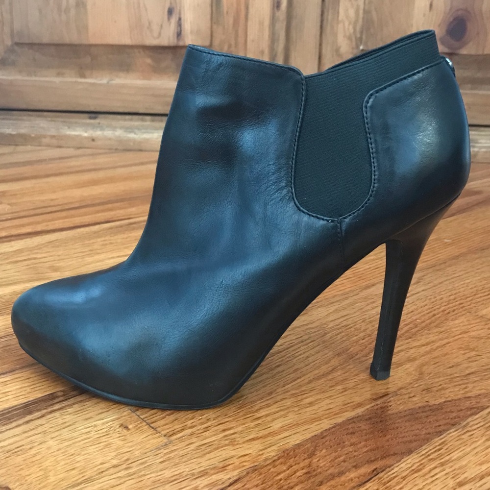 Guess black leather booties